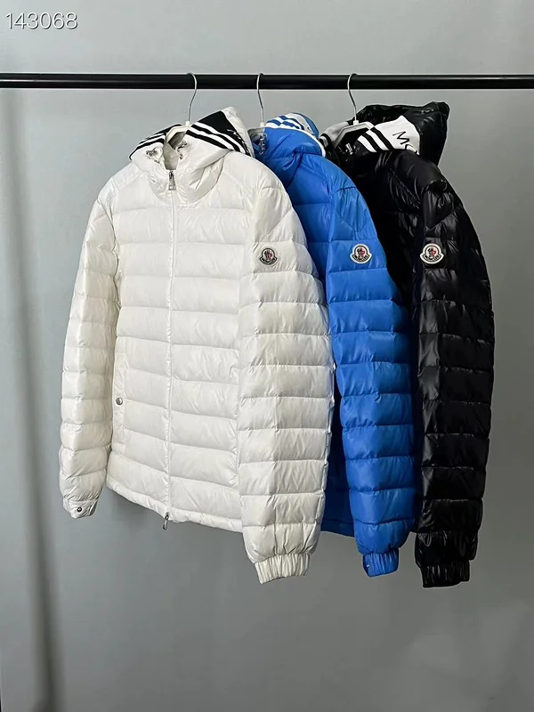 Moncler sz1-5 26yr170